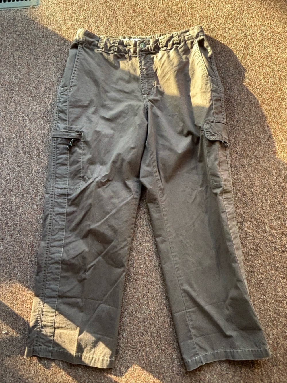 Women’s Cargo Pants in Brown - Casual Utility Style